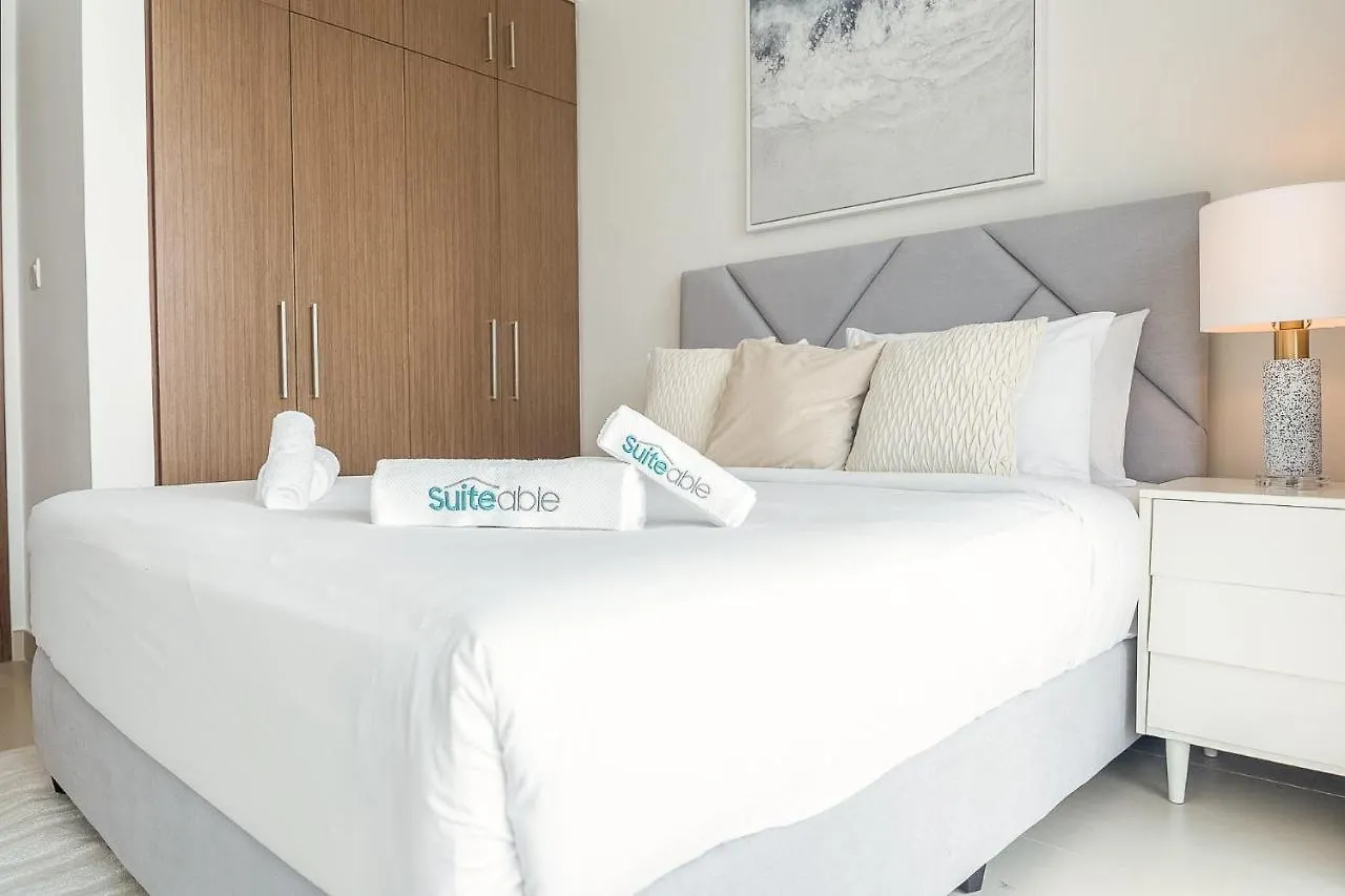 Apartment Sunset Spot With Breathtaking View By Suiteable Dubai