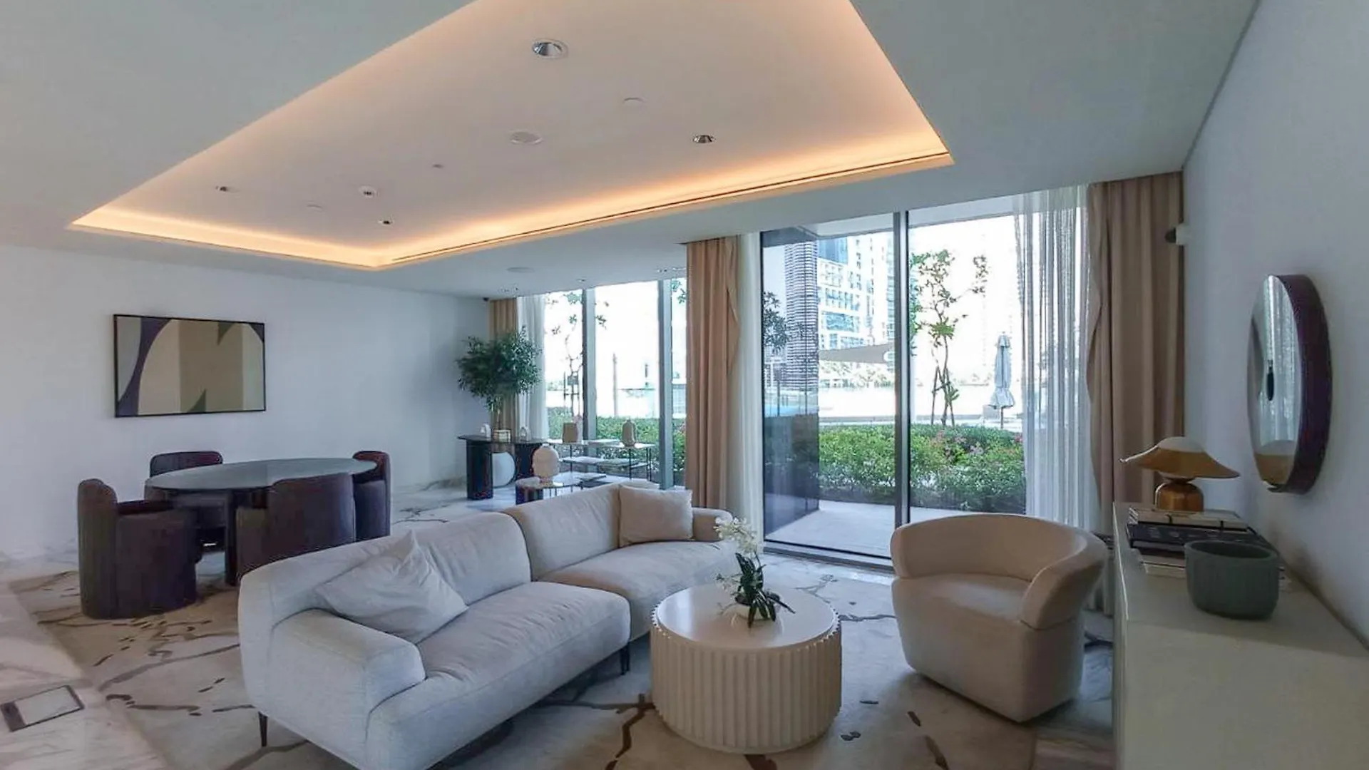Sunset Spot With Breathtaking View By Suiteable Dubai Apartment